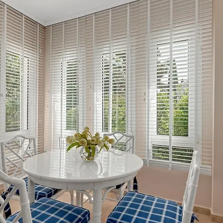 Palm - Luxury At First Line Apartment Marbella