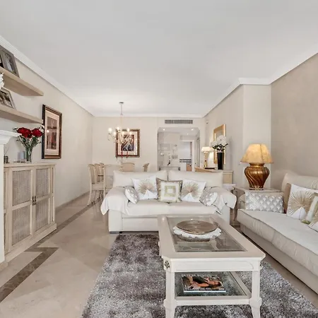 Palm - Luxury At First Line